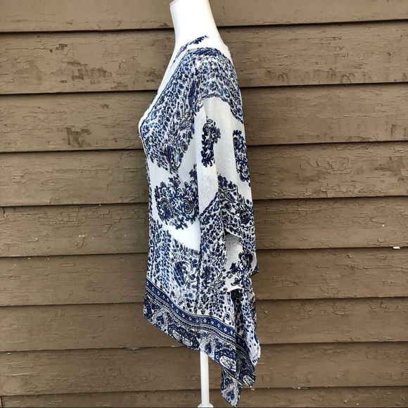 ☀️☀️☀️ 4/$20 Vince Camuto tunic! - Picture 4 of 6